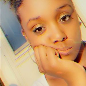 Meet your Posher, Shananda